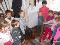 Дошкільнята в народознавчій світлиці.