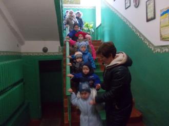 /Files/images/rznovkova_grupa_2016-2017_nroku/DSCN0411.JPG